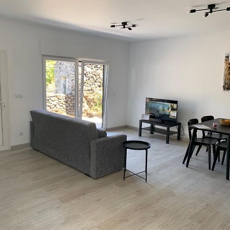 Adega Guest House Орта Екстер'єр фото